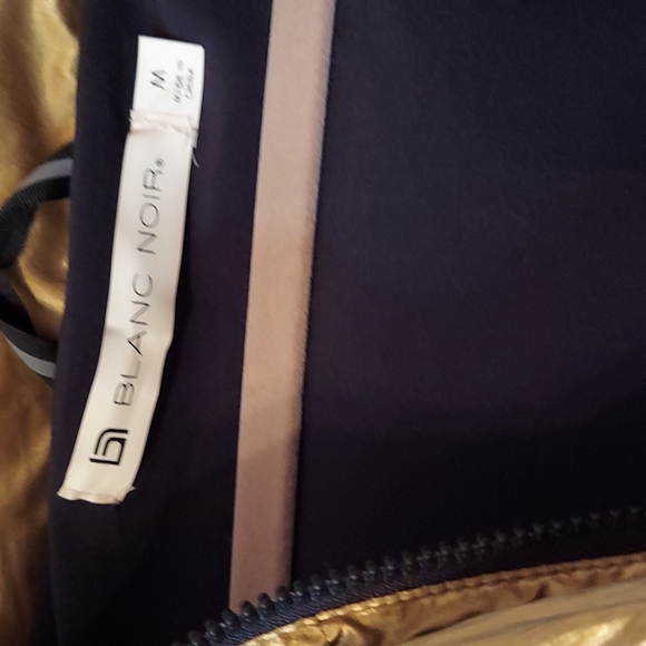 Blanc Noir Puffer Jacket Gold Metalic Size M - Picture 2 of 7